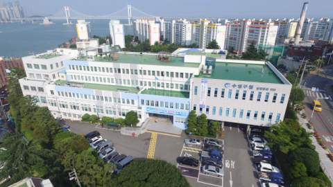 부산 수영구, 고령 운전자 면허증 반납 당근책에 조건 달았다