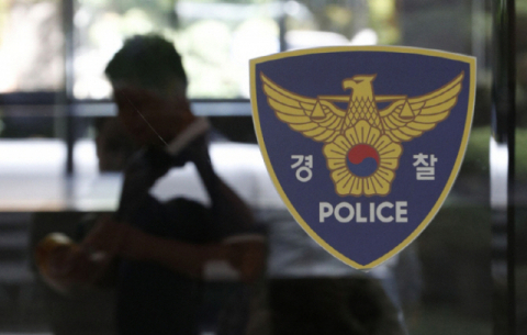 수업 중 야구방망이 휘둘러 교사 갈비뼈 부러뜨린 중학생