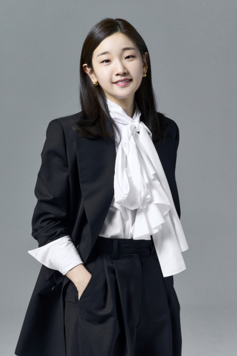 배우 박소담이 영화 ‘유령’으로 관객을 만나고 있다. CJ ENM 제공