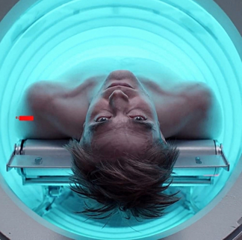 영화 ‘미키17’ 스틸 컷. 워너브러더스 트위터