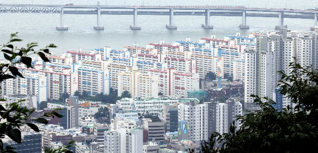 부산 수영구 남천동 삼익비치타운 아파트. 부산일보DB