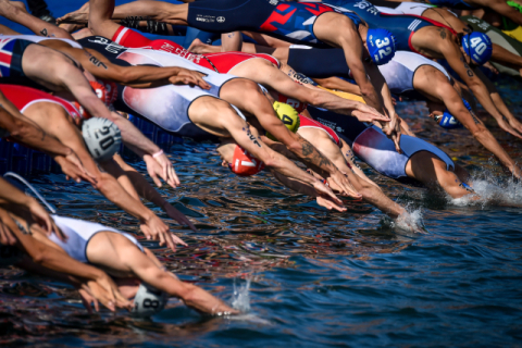 통영트라이애슬론 참가 40대 동호인 수영 연습 중 숨져