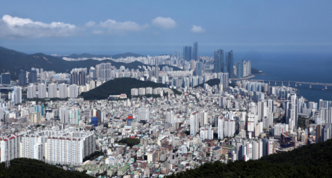 부산 아파트값 1억 오를 때 서울은 3.2억 올랐다