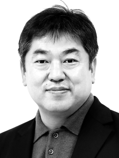 [편집국에서] 리더십 부재 속 날아든 관세 청구서