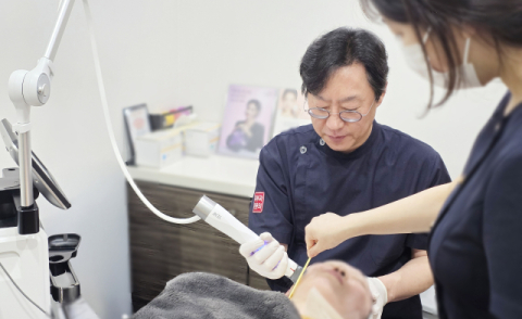 [닥터큐 전문의를 만나다] 시술 옵션 다양하게 제공하는 병원서 상담 받아야