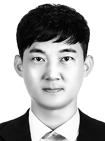 [데스크 칼럼] 산불 예방 포스터와 대형 산불