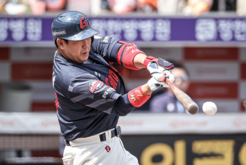 연장 10회말 밀어내기 볼넷… 롯데, 3위 한 계단 하락