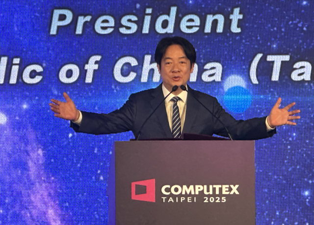 라이칭더 대만 총통이 20일 대만 타이베이에서 열린 '컴퓨텍스 2025' 개막 행사에서 축사를 하고 있다. 연합뉴스