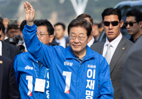 신공항이 PK 판세 가른다… 李도 金도 화력 집중