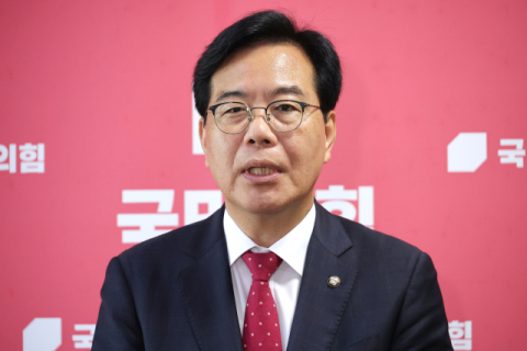 국힘 쇄신안 줄다리기… 김용태 “당원 뜻 묻자” vs 송언석 “불필요”