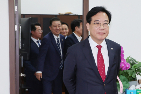 송언석 “많은 의원들 조기 전대 필요성 공감…최대한 빠른 날짜 준비”