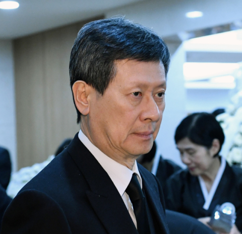 신동주, 일본 법원에 신동빈 등 롯데 경영진에 1300억 원대 손배 소송
