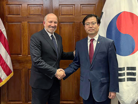 미 '관세폭탄' 8월1일로 연기…통상·안보 고차방정식 떠안은 한국