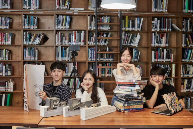 동서대학교는 방송영상, 게임, 영상애니메이션, 웹툰학과로 구성된 미디어콘텐츠대학에서 실무 중심 교육을 통해 학생들의 실전 경험과 취업을 적극 돕고 있다. 동서대 제공