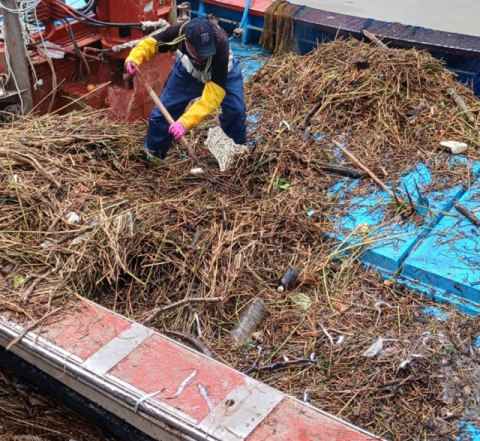 “낙동강 쓰레기 폭탄 국가가 책임져라” 경남 지자체 '아우성'