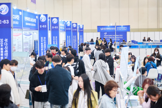 2025 글로벌헬스케어위크에는 다양한 기업·기관들이 참여해 최신 제품을 선보인다. 지난해 열린 2024 글로벌헬스케어위크. 글로벌헬스케어위크 사무국 제공