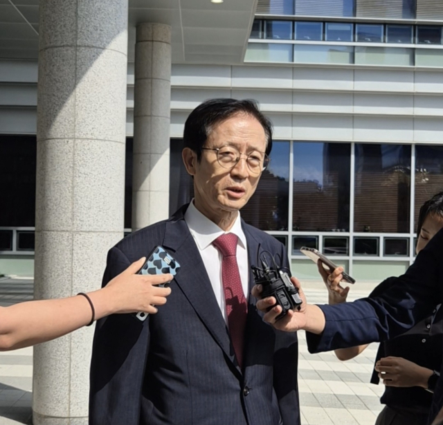 지난 11일 공직선거법 위반 혐의로 1심 선고를 받은 이갑준 사하구청장. 이우영 기자