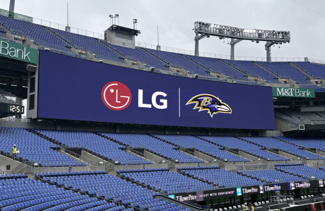 LG전자가 미국 프로풋볼리그(NFL) 볼티모어 레이븐스의 구장인 M&T 뱅크 스타디움에 설치하는 디지털 사이니지.LG전자 제공