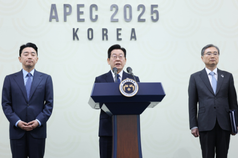 북미 회동 무산됐지만…정부, 내년 4월 성사 목표로 적극적 ‘선제조치’ 예고