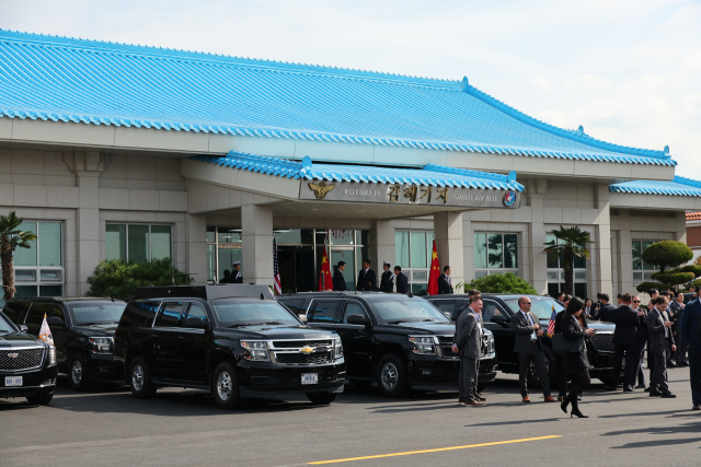 지난달 30일 미중 정상회담이 열렸던 김해공항 공군 의전시설 나래마루. 연합뉴스