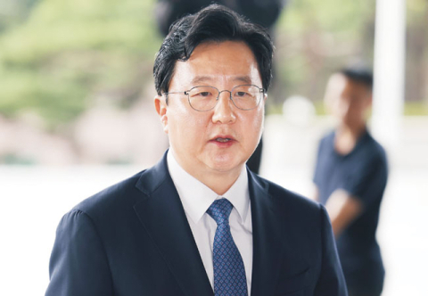 정진우 중앙지검장 사의… '대장동 항소 포기' 하루만