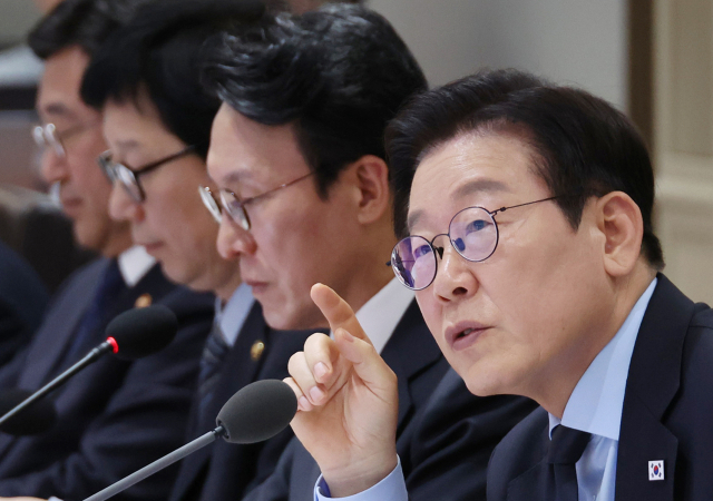 이재명 대통령이 11일 용산 대통령실에서 열린 국무회의에서 발언하고 있다. 연합뉴스