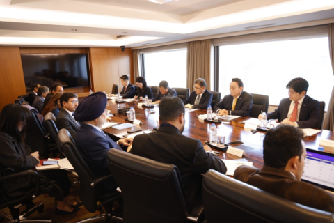 해진공, 해운기업과 함께 인도 석유·천연가스부 장관 방문