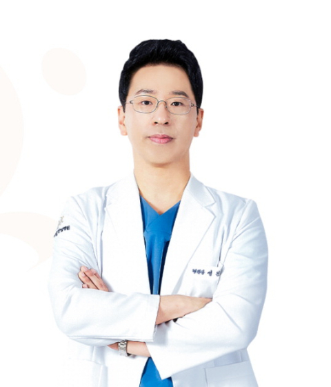 [톡! 한방] ‘스마트폰 세대’ 청소년 척추측만증, 수술 없이 치료