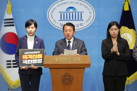 ‘이 대통령 순방 중 자제’ 권고에도…‘검사장 고발’로 드러난 여당 엇박 기류