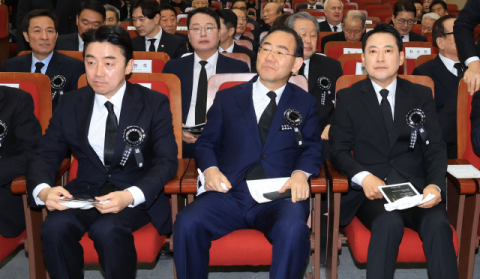 ‘YS 10주기’ 추모식인데…코빼기도 안 비친 민주당 지도부