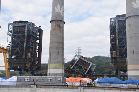 울산 붕괴사고 25m 높이서 추락하고도 생존했다