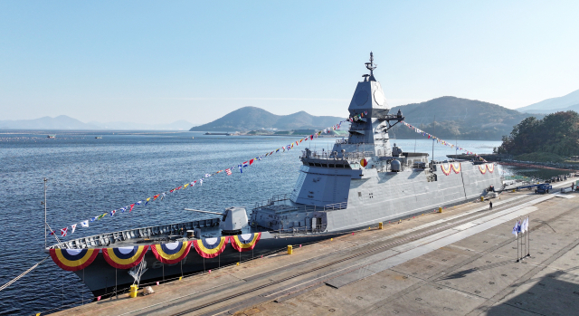 SK오션플랜트는 25일 경남 고성군 본사 사업장에서 대한민국 해군 차세대 주력 호위함인 ‘전남함(울산급 Batch-Ⅲ 3번함)’ 진수식을 열었다. SK오션플랜트 제공