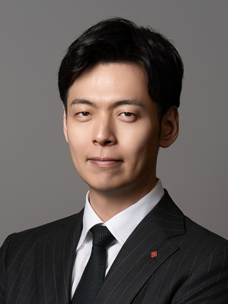 롯데, 부회장단 전원 용퇴… CEO 2년새 3분의 2 물갈이