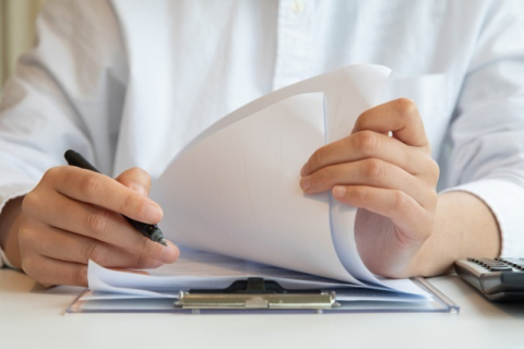 민원 서류, 종이 아닌 전자적 방법 제출 가능…법제처, 국민불편 법령 개정