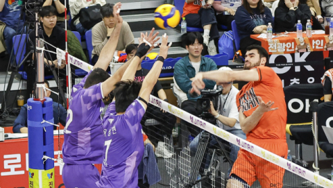 OK읏맨 ‘만원 관중’ 부산서 시즌 첫 2연승