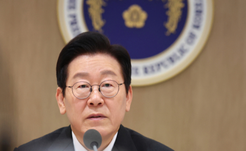 민주당-통일교 '유착' 의혹 확산…대통령, 통일교 겨냥 '정교분리' 강조도