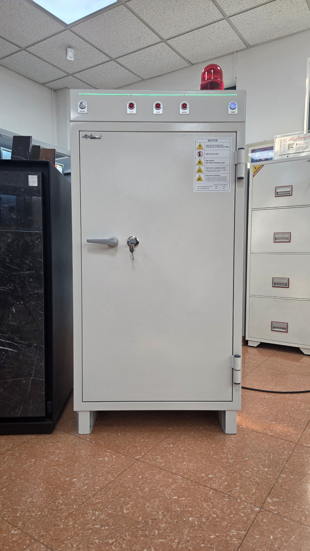 디프로매트금고가 개발한 리튬 배터리 금고. 디프로매트금고 제공