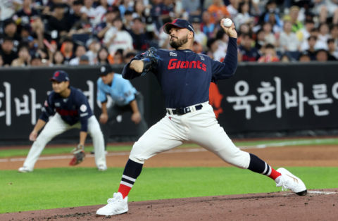 '좌완 강속구' 감보아 결국 롯데 떠난다