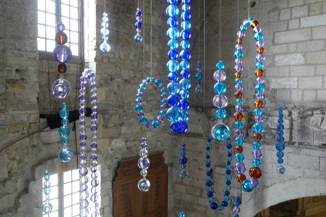 장 미셸 오토니엘의 코스모스가 전시된 아비뇽 교황청. 이상훈 제공