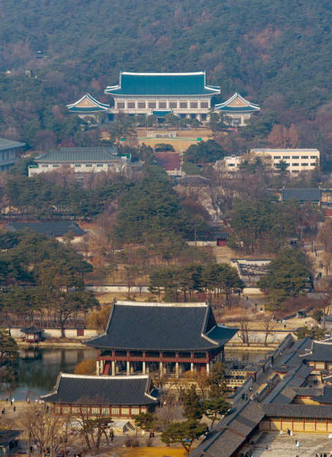 대치로 시작, 대치로 끝나는 2025정국