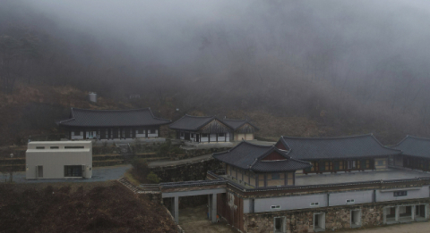 LG전자, 산불 피해 고운사에 모듈러 주택 기증