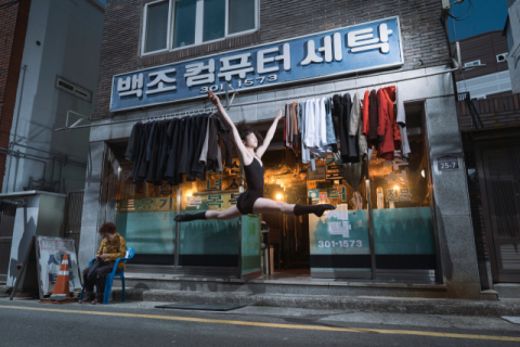 '소셜 포토그래퍼' 이준희 작가의 부산 향한 ‘낯선 시도’