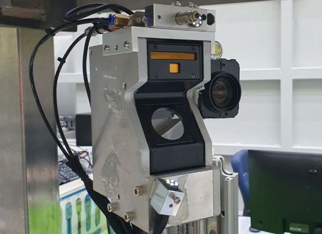 한전KPS가 개발한 원자로 내부진단 로봇. 원격제어를 통해 고방사선 원자로 내부로 진입해 고해상도 카메라 스캔 결과를 AI로 분석해 제공한다. 한전KPS 제공