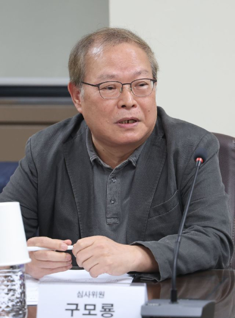 컨테이너선이라는 조건 '돌파'… 해양 서사 새로운 국면 제시