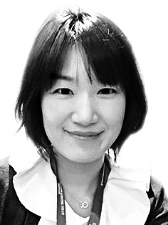 [데스크 칼럼] 은행에 '먼저 온 미래'