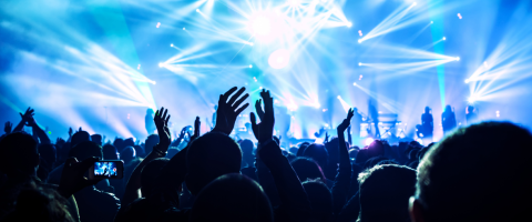 배우자라는 통념에 <br />근본적 질문 던져본다면