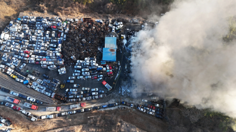 거제 폐차장 화재 4시간여 만에 완진