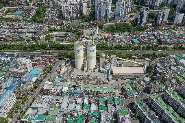 부산 사상구 한일시멘트 부산공장 부지 전경. 부산일보DB