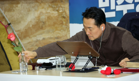 장동혁, '쌍특검' 단식 나흘째…