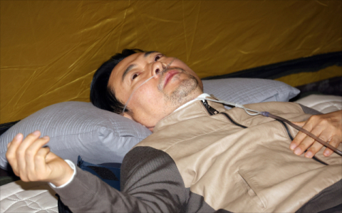 '단식 일주일' 장동혁, 병원 이송 강력 거부…119 구급대 출동했다 철수